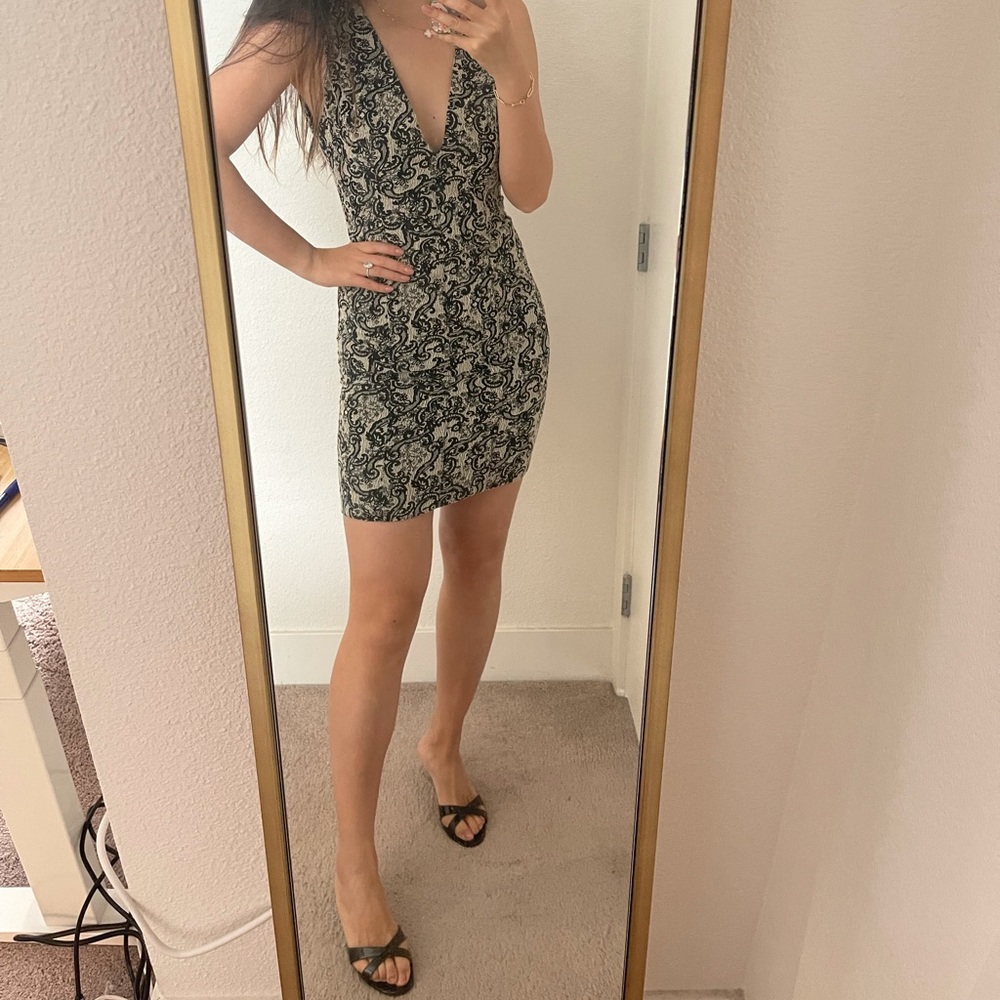 Alice & Olivia mini dress size 4